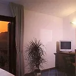 Pisacane 4* סאפרי