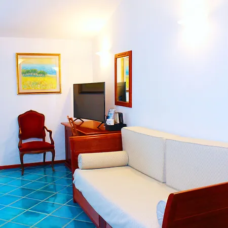 Hotel Pisacane 4*