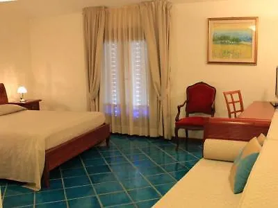 Pisacane Hotel 4*