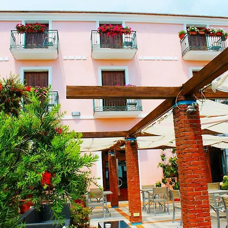 Pisacane 4* Sapri