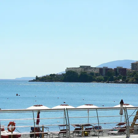 Otel Pisacane 4*