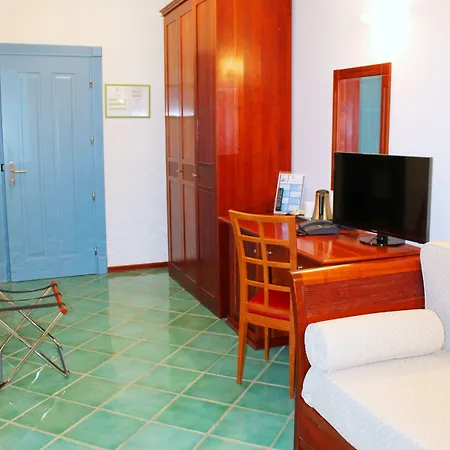 Pisacane Otel Sapri