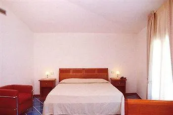 Pisacane Hotel 4*