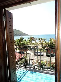 Hotel Pisacane 4*