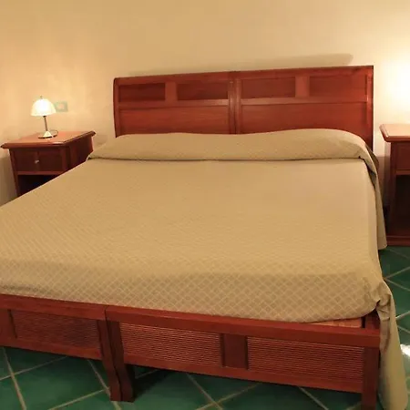 Pisacane Hotel 4*