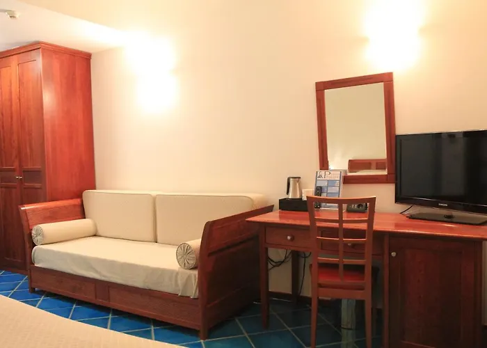 Hotel Pisacane 4*